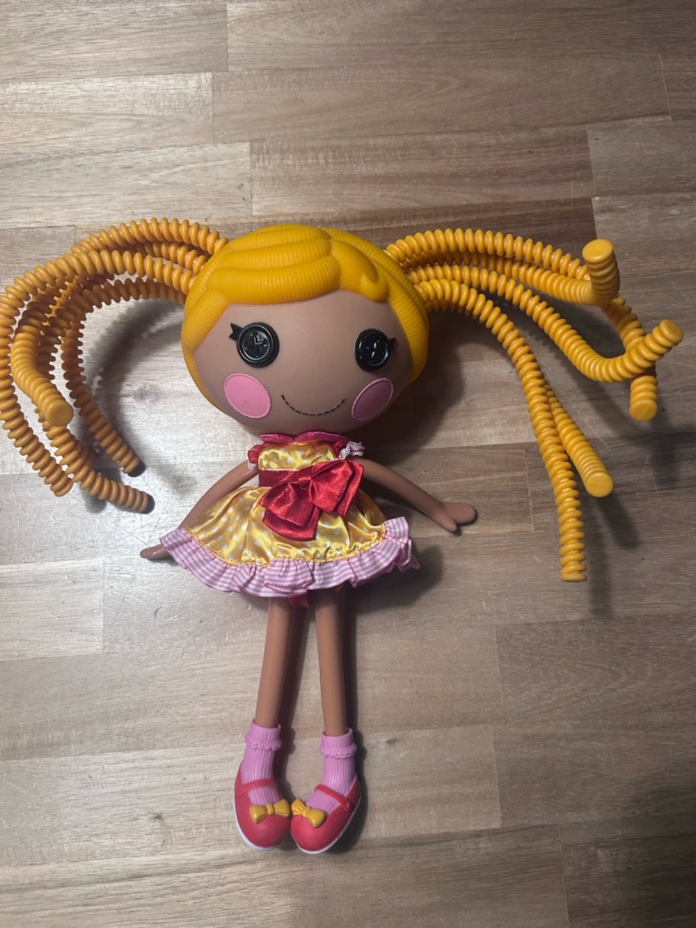 Lalaloopsy 2010 Silly Hair Doll Spot Splatter Splash.